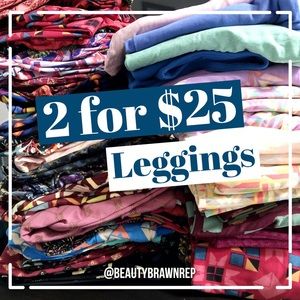 LuLaRoe Pants - LuLaRoe OS Green Floral Leggings LuLaRoe Pants - LuLaRoe OS Green Floral Leggings